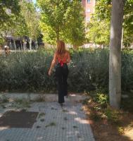 698503881: Chica busca chico en Madrid