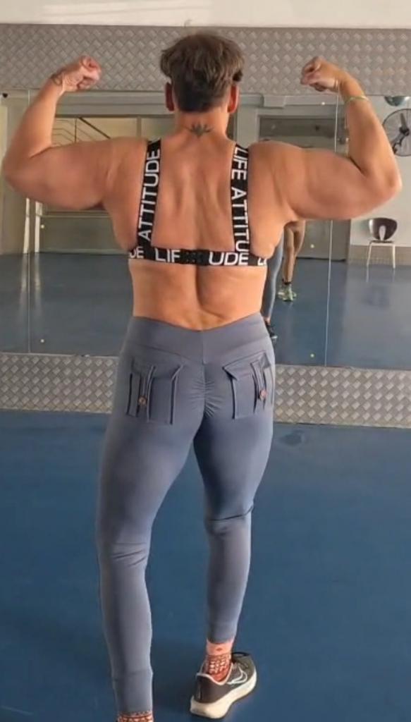 632778783: Chica busca chico en Murcia