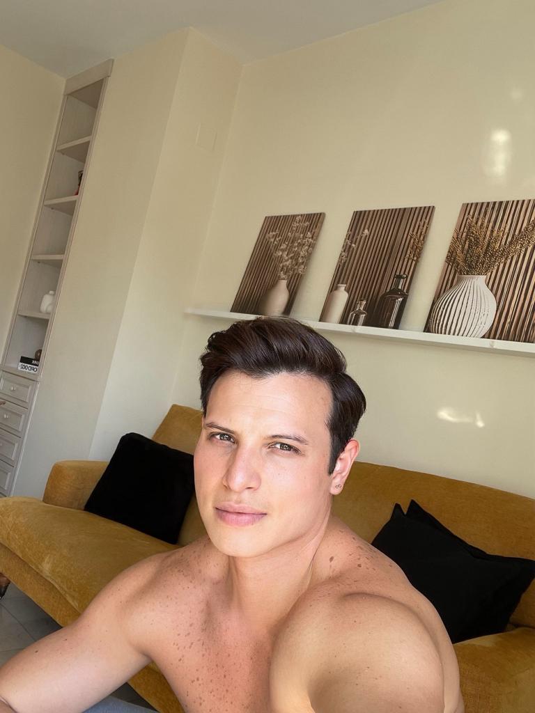 Chico busca chica en Valencia: 