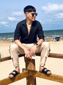 662089415: Chico busca chica en Valencia