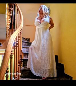 692486166: Chica busca chico en Gerona